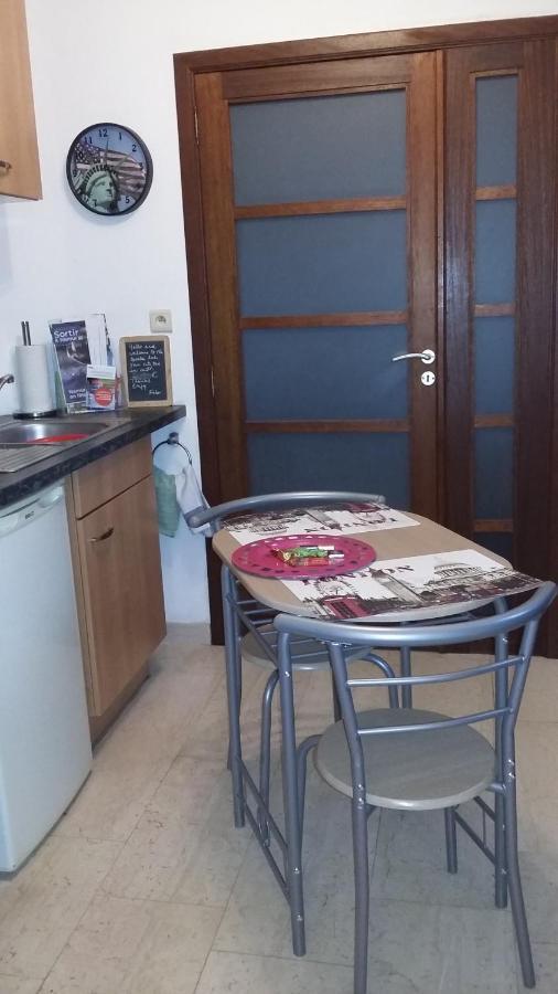 Le Broctia Rose Daire Namur Dış mekan fotoğraf