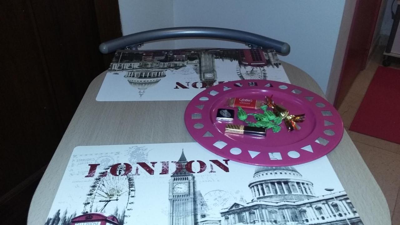 Le Broctia Rose Daire Namur Dış mekan fotoğraf