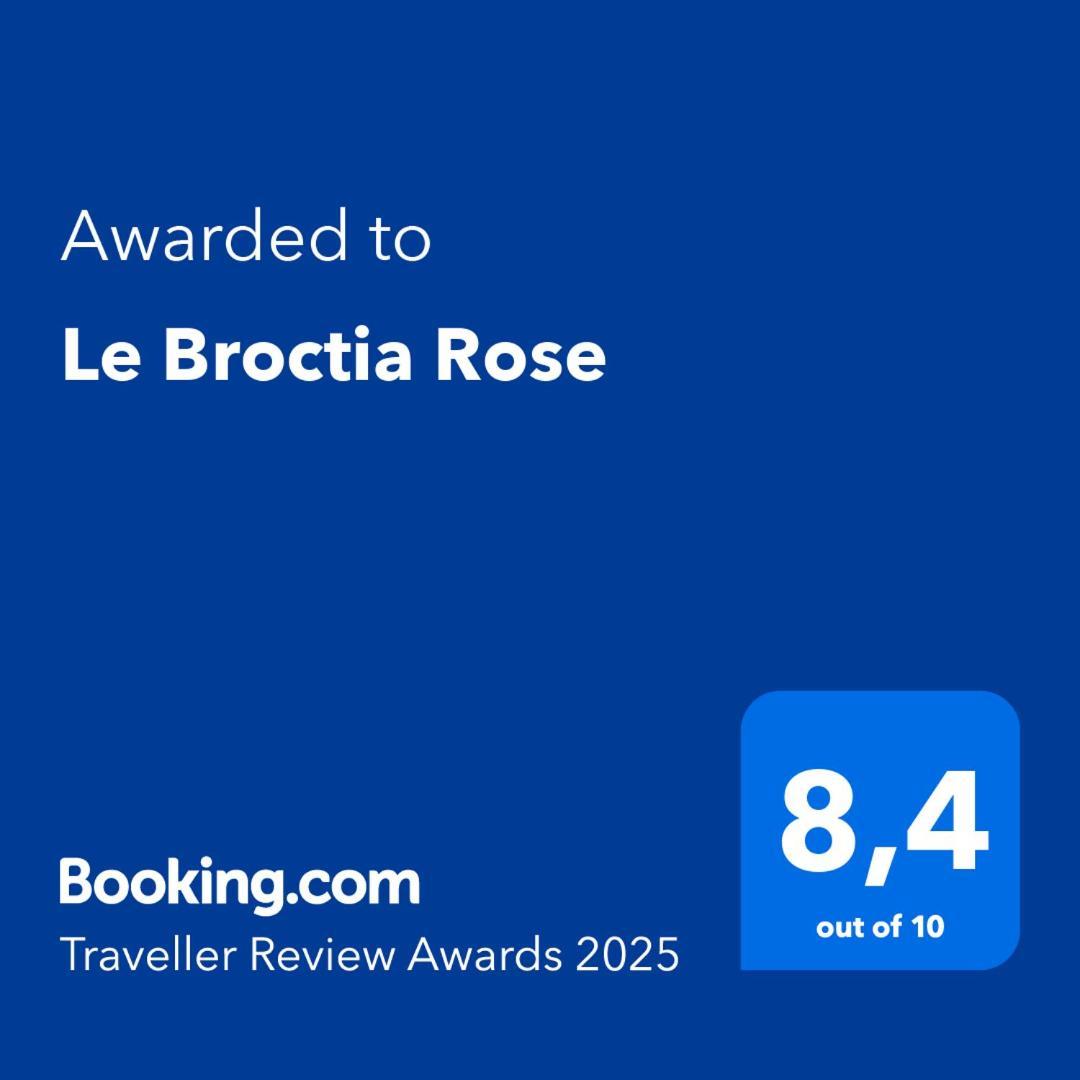 Le Broctia Rose Daire Namur Dış mekan fotoğraf